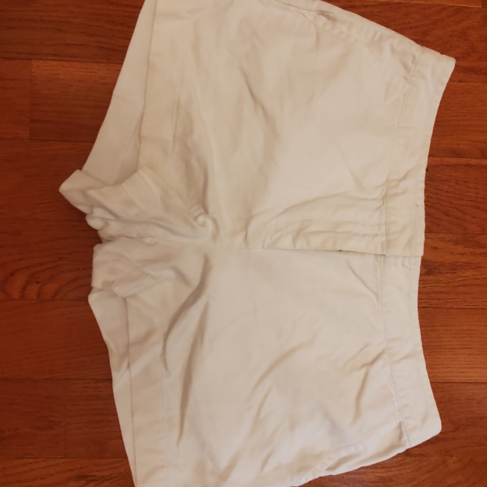J. Crew favorite fit white shorts size 6